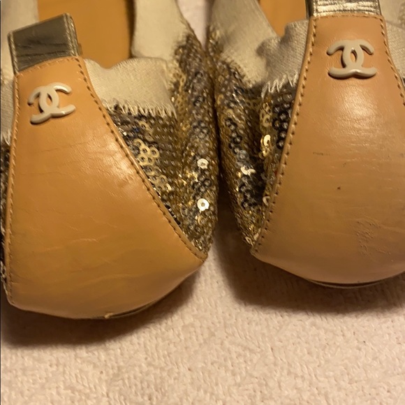 CHANEL Ballet Flats -Sparkling Gold/Cream Stitch - Picture 7 of 12